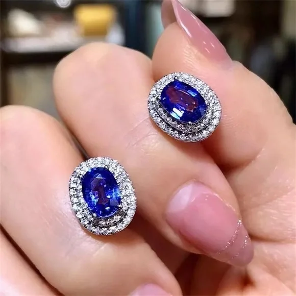 New Women’s 925 Silver Oval Cut Blue Sapphire Earrings - Picture 4 of 6